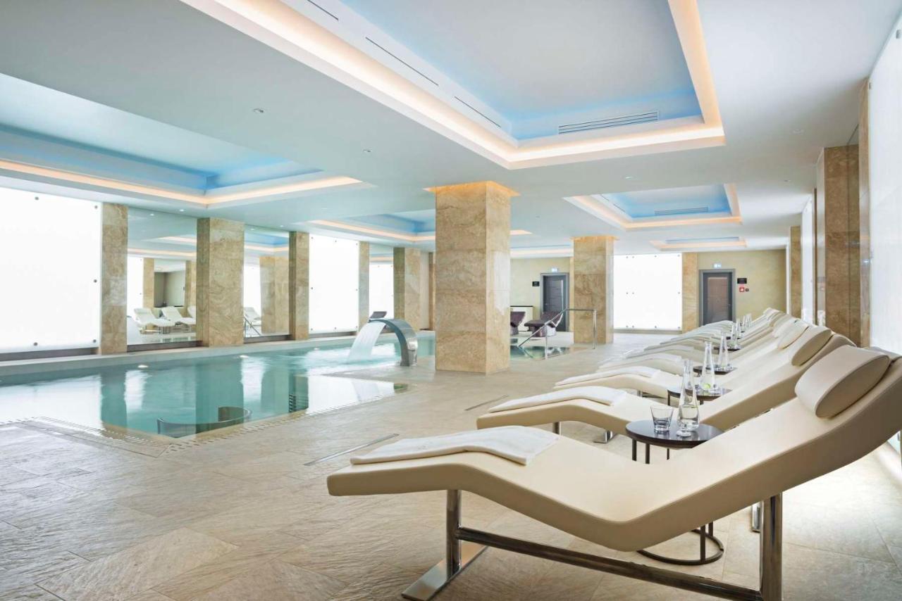 Grand Kempinski Готель 5*