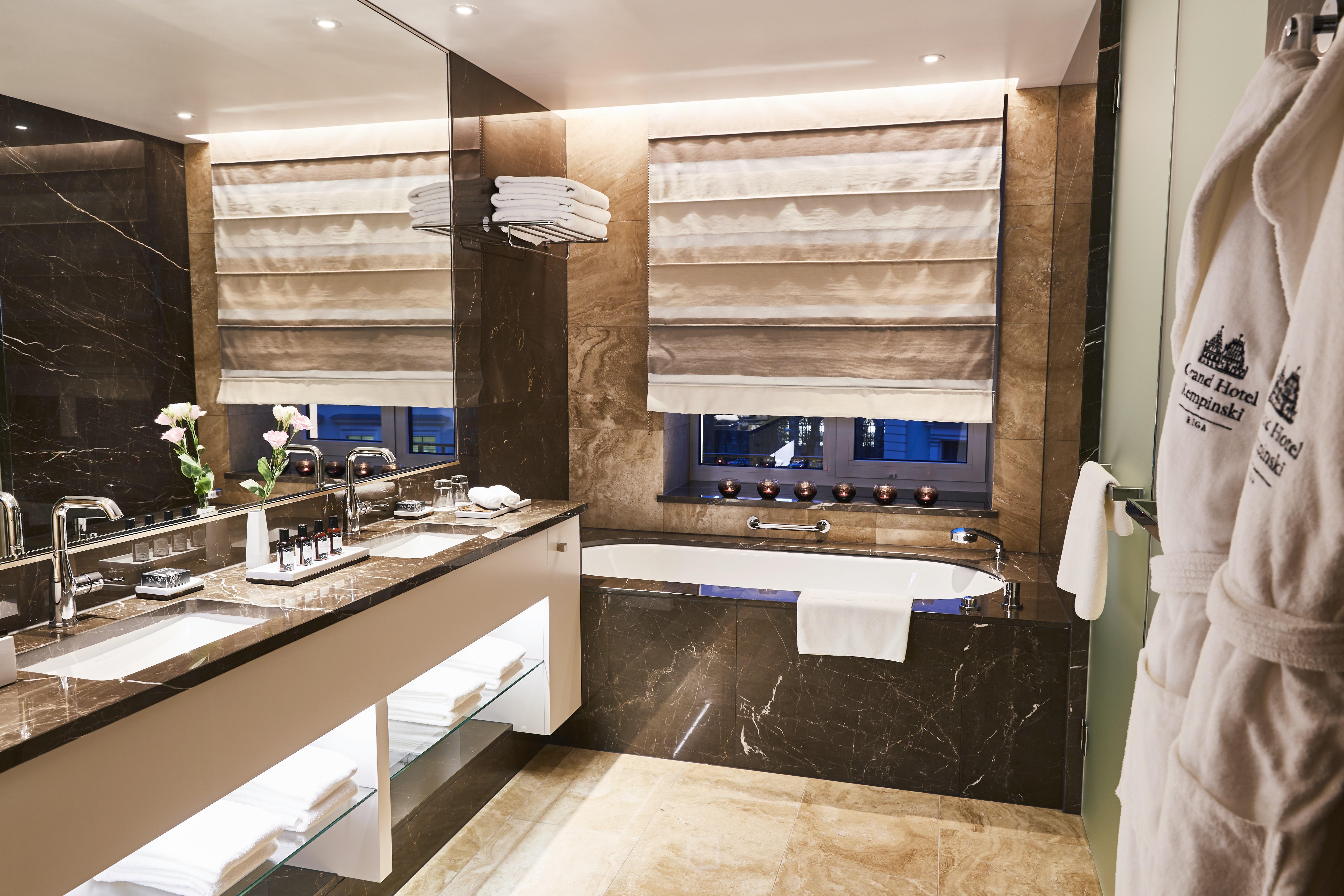 Grand Kempinski Готель 5*