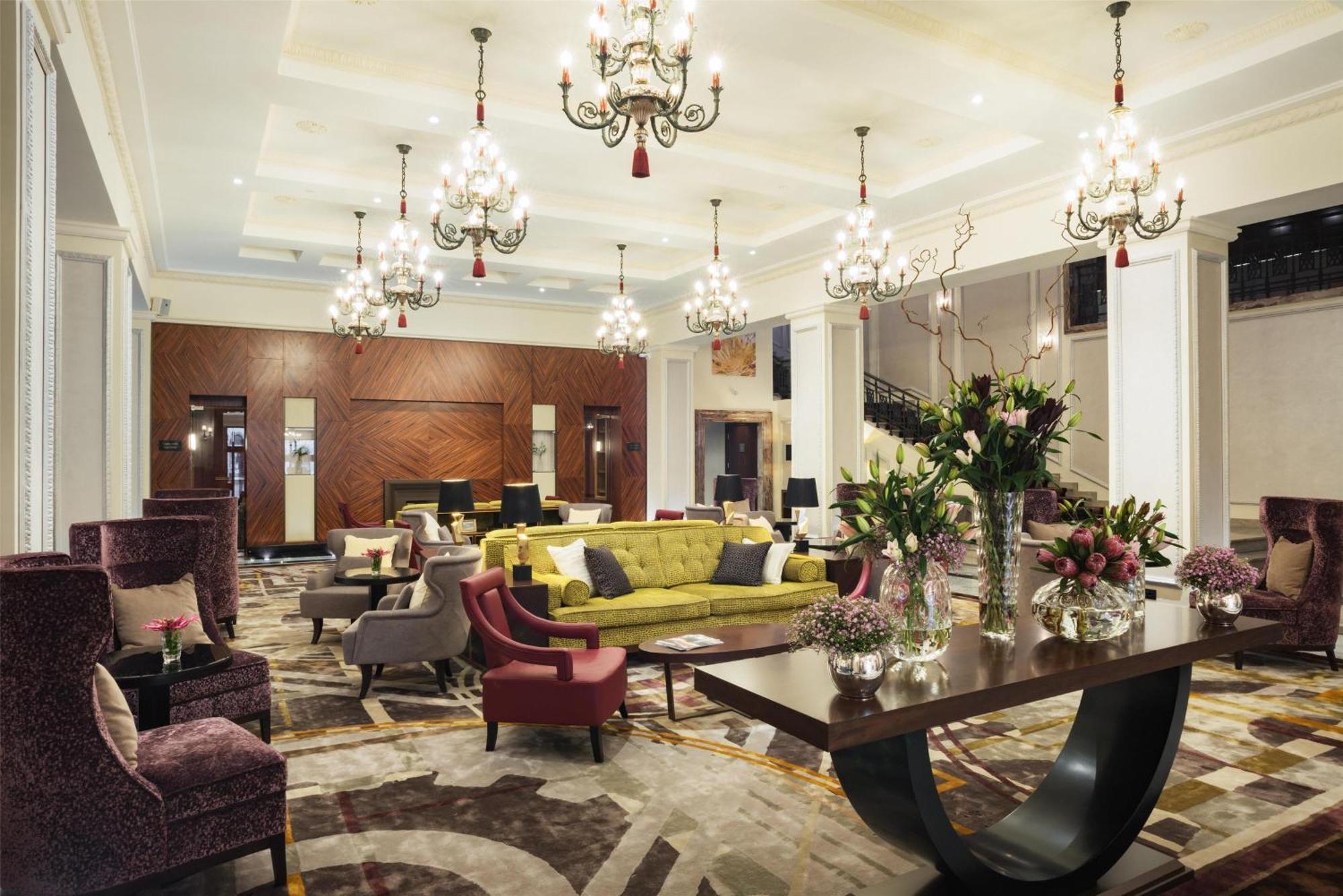 Grand Kempinski Готель Рига