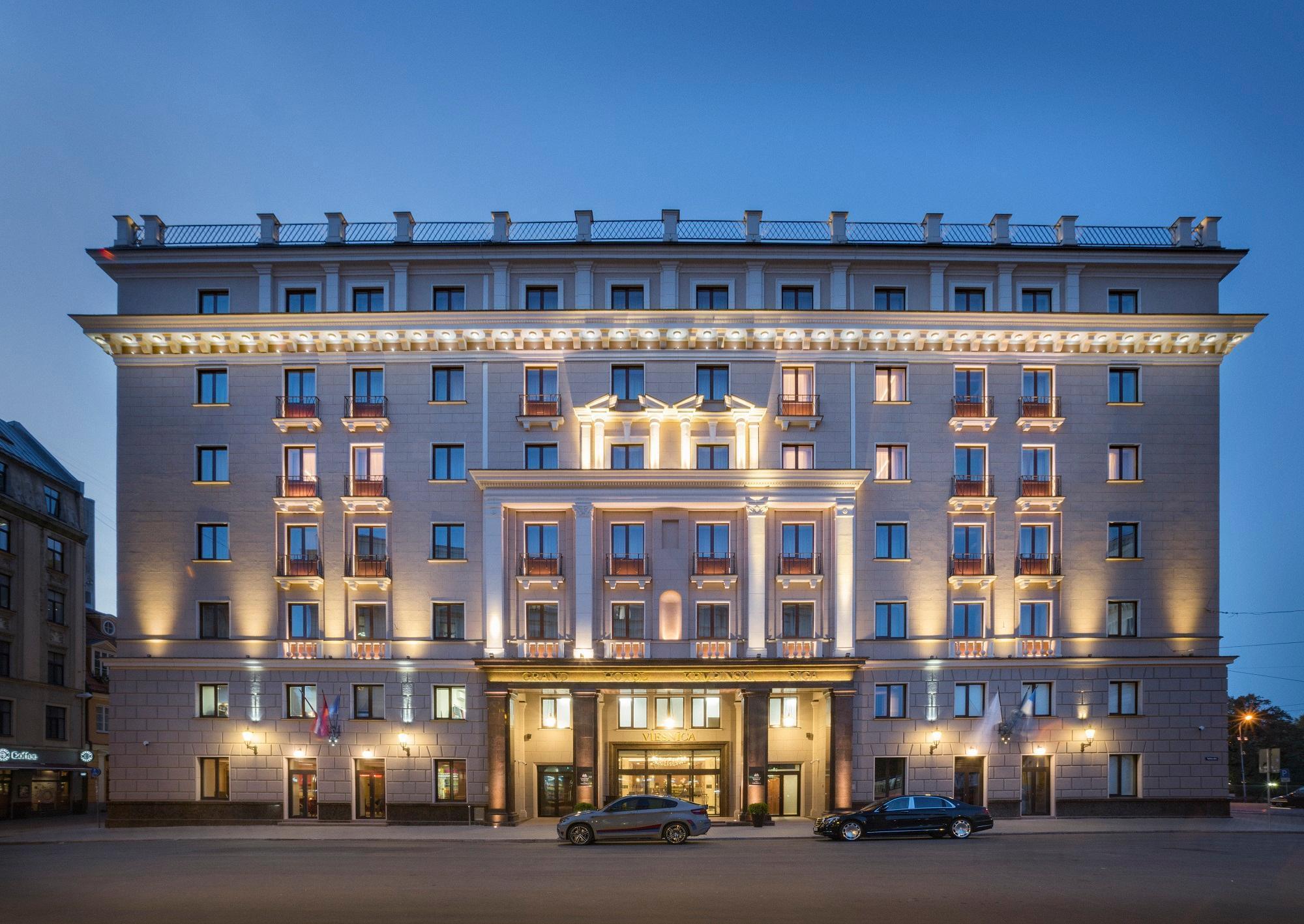 Хотел Grand Kempinski 5*